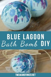 This is one of my favorite easy bath bomb recipes. They're a great DIY and make for a cute homemade gift. #bathbombs #bathbombdiy #christmasgifts