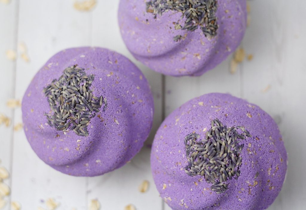 Lavender Oatmeal Cupcake Bath Bomb DIY with natural essential oils